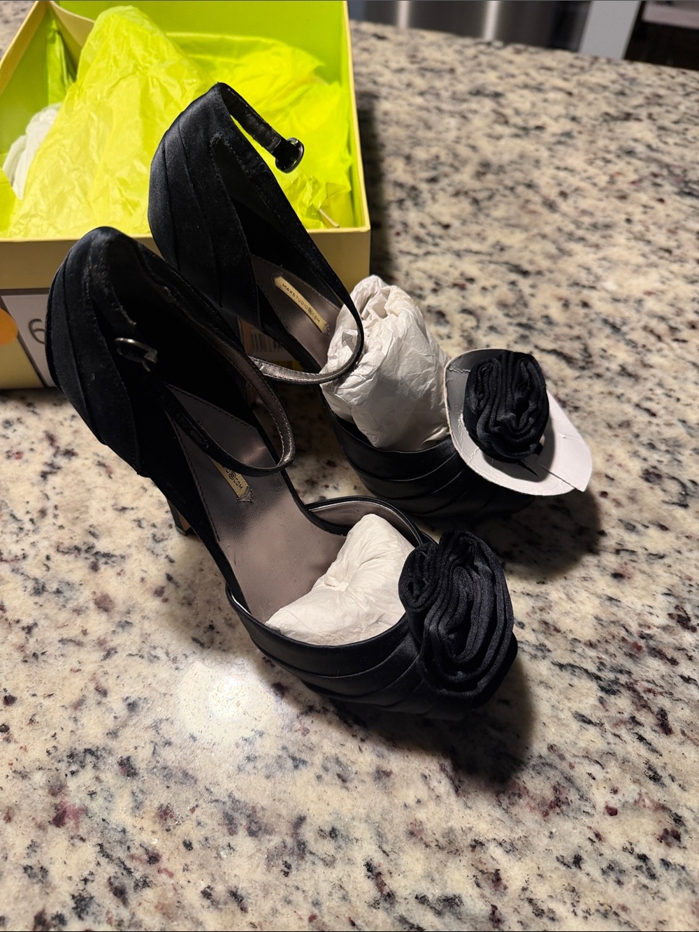Max Studio Ionia Black Satin Slingback Heels Size 6 NWOT